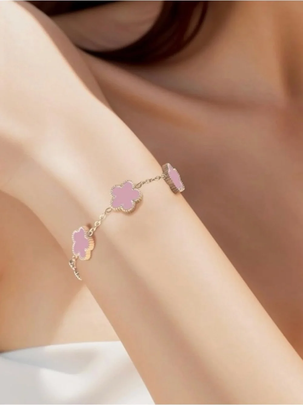 18K Gold Dainty Textured Clover Charm Bracelet Van Cleef Style Alhambra Luxury